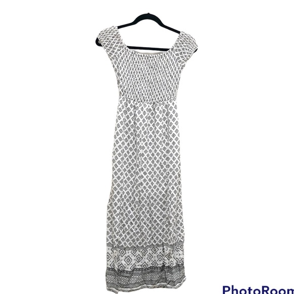 River Island Dresses & Skirts - River Island Black White Diamond Pattern Maxi Dress Size 4